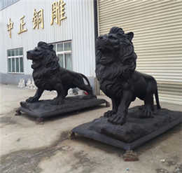 銅獅子